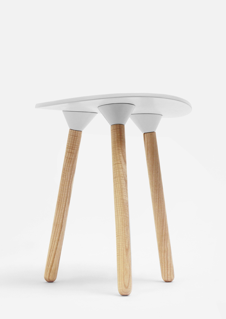 Farmer stool 01